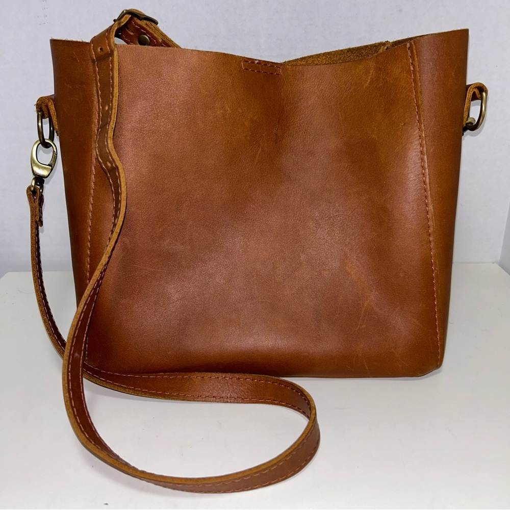 Portland Leather Butterfly Honey Leather Bucket Shoulder Bag Crossbody